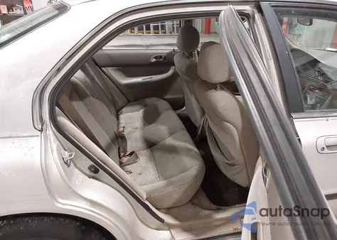 1997 Honda Accord Lx из США, поврежденный, VIN 1HGCD5537VA064931